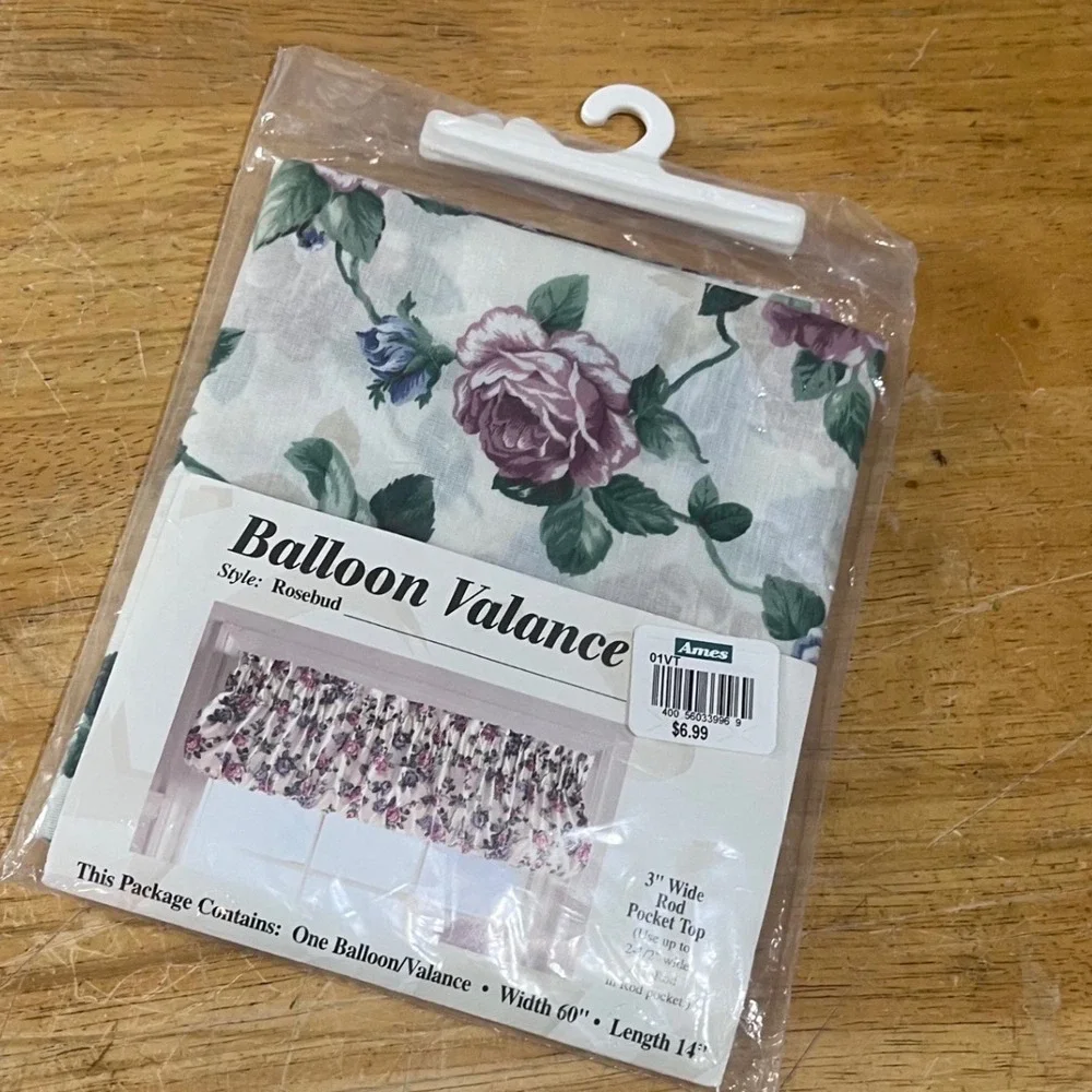 Vtg United Rosebud Floral Balloon Valance 60x14 Cottagecore Shabby Chic NIP USA